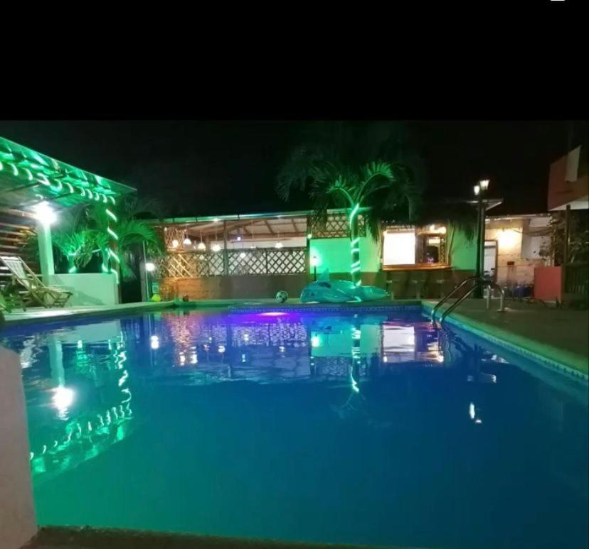 El Galeon Hotel Atacames Bagian luar foto